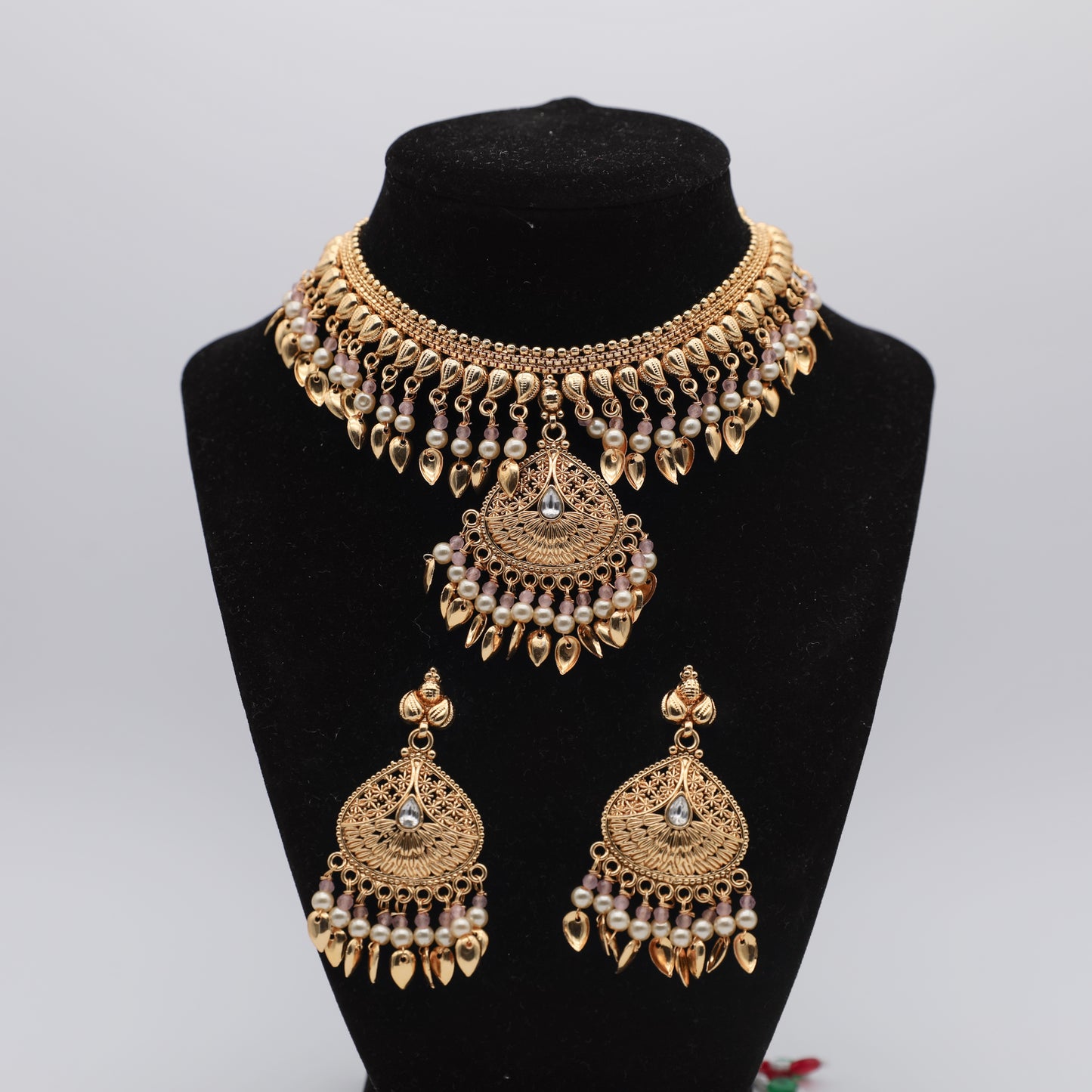 Gold Plated Traditional Pipal Patti Set with Earrings β White, Pink & Green ππΈπβ¨