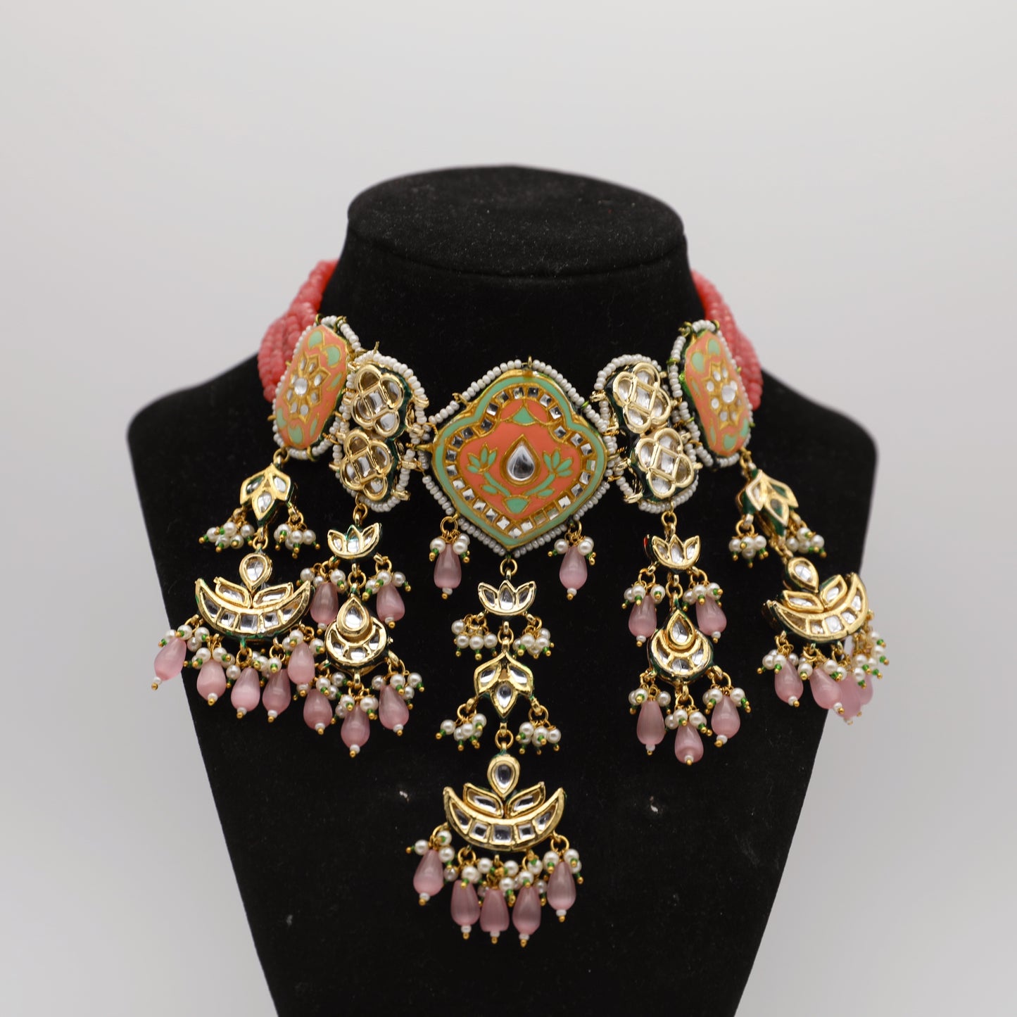 Kundan Set with Tikka – Premium Jewelry ✨ (V1–V4)