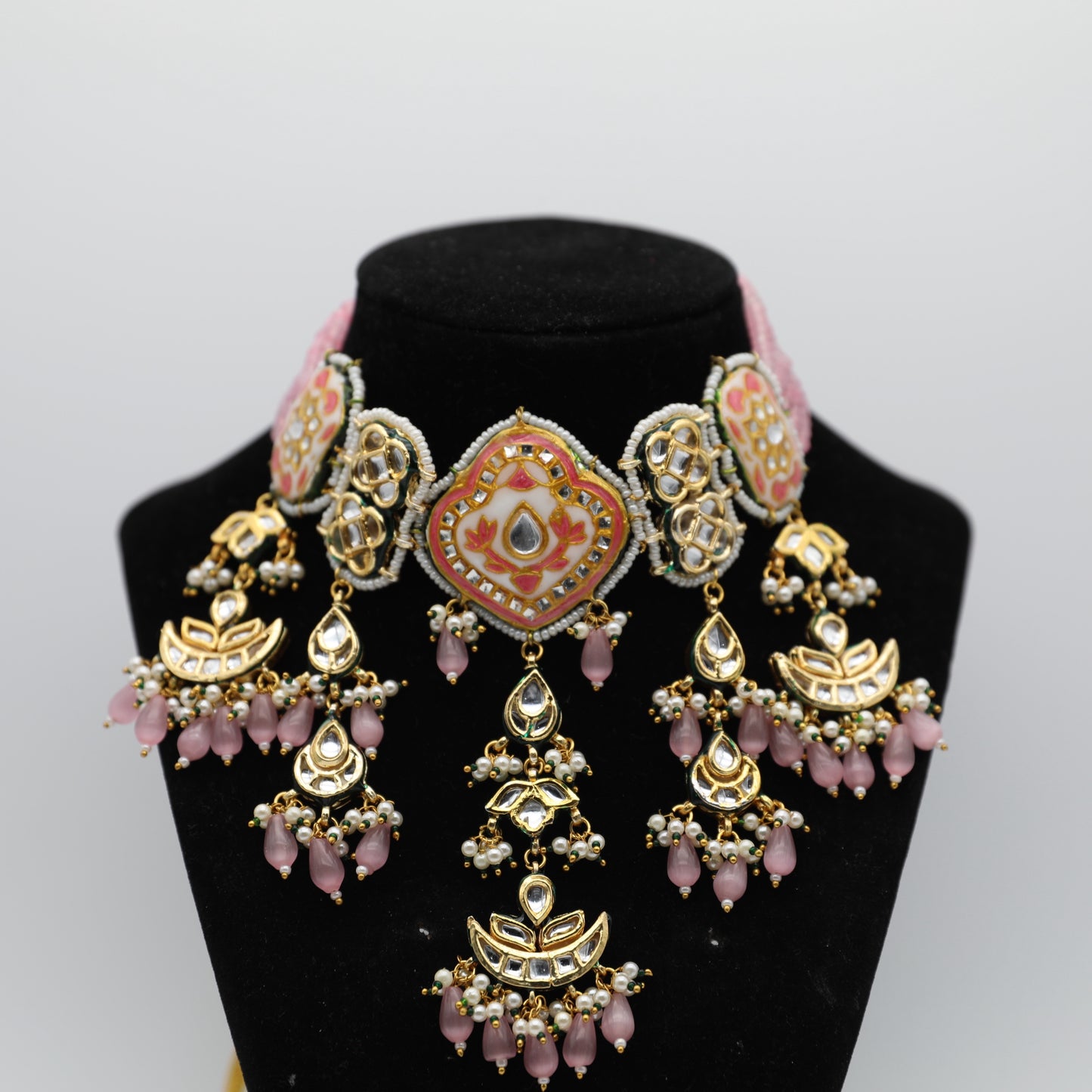 Kundan Set with Tikka – Premium Jewelry ✨ (V1–V4)