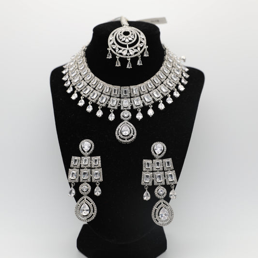 💎 American Diamond Full Set – Necklace + Earrings + Tikka 💎