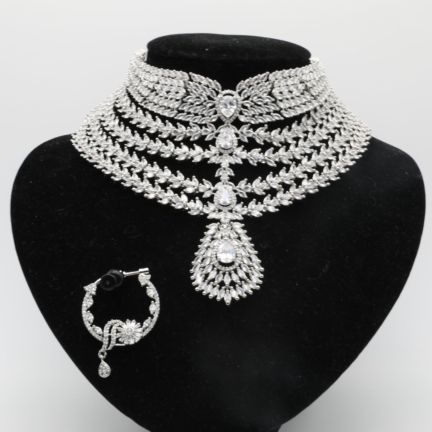 💎 Bridal American Diamond Jewelry Set – Necklace, Earrings, Tikka & Nath ✨