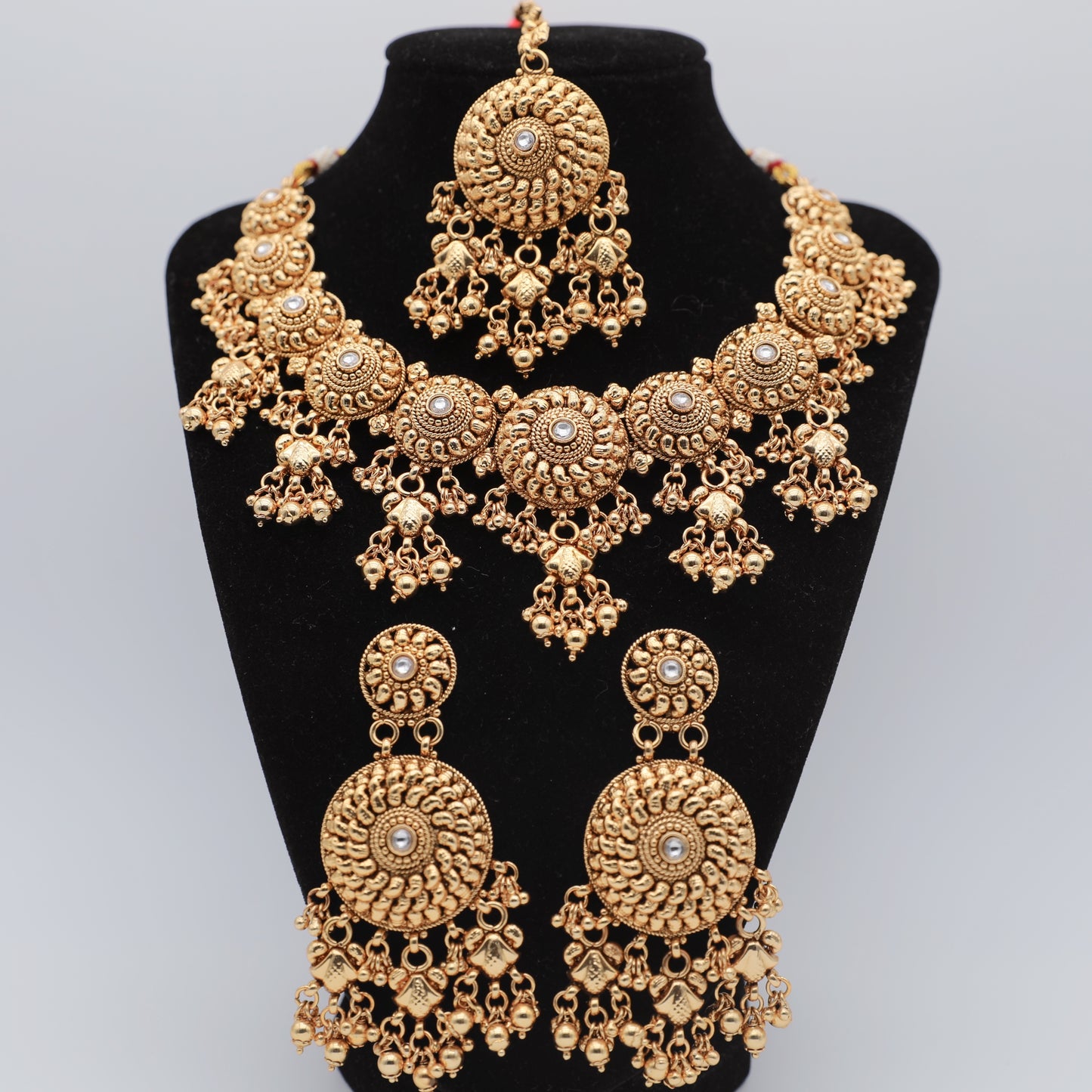 Matte Finish White Necklace Set with Tikka – Necklace, Earrings & Tikka