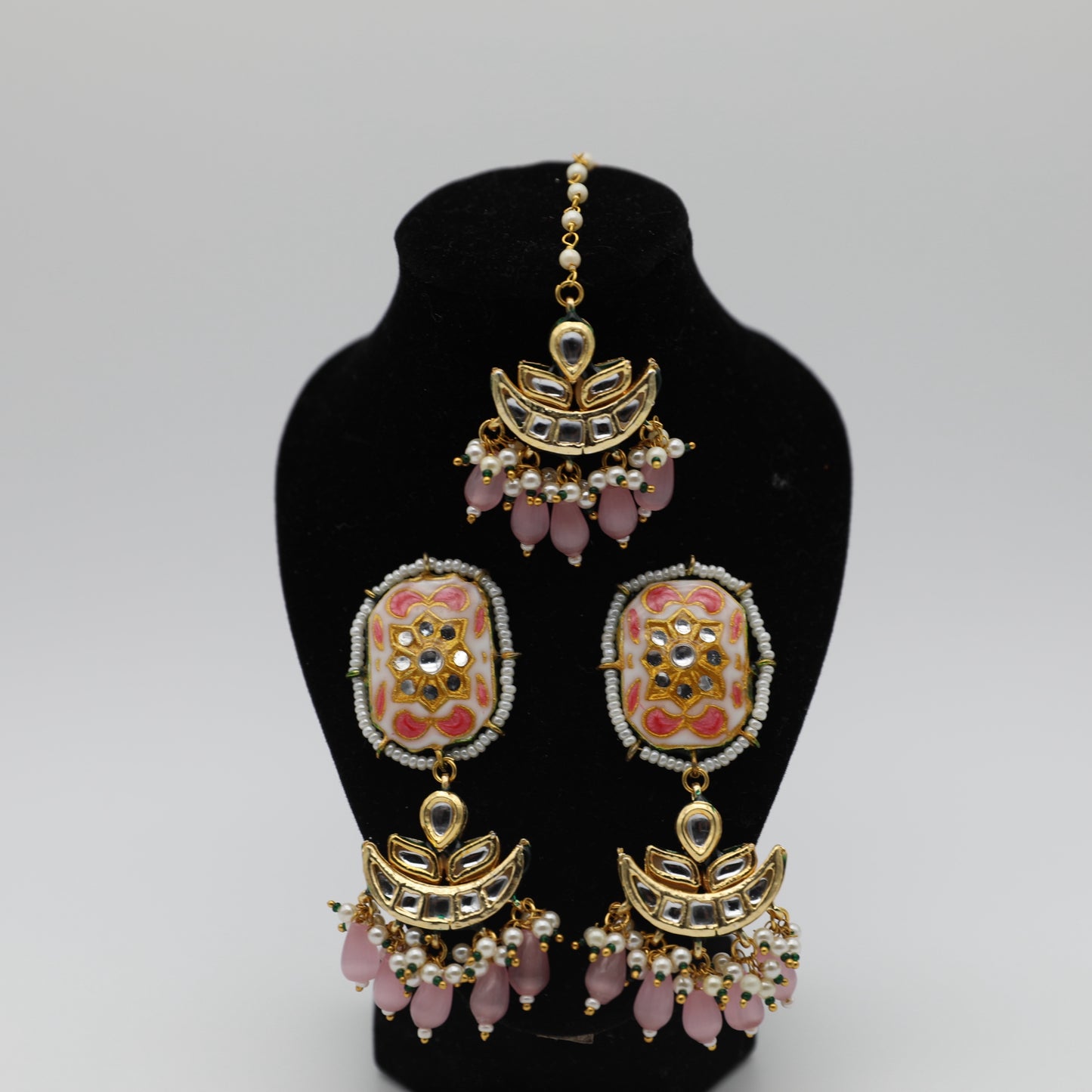 Kundan Set with Tikka – Premium Jewelry ✨ (V1–V4)