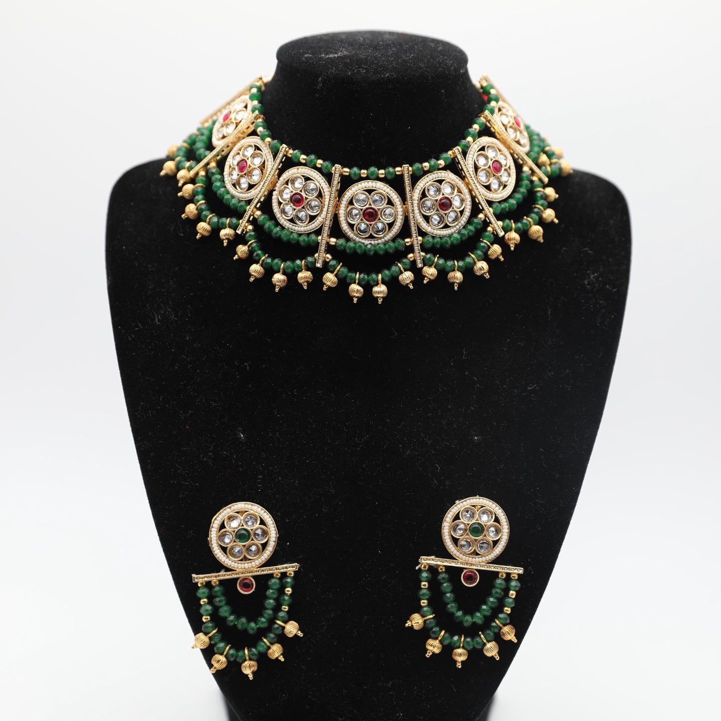 Heritage Jewelry Set – Green, Ruby & White ✨💎